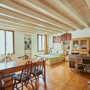 https://antiche-mura-bassano-dieda.hotelinveneto.com